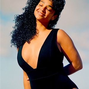 Andie Swim Mykonos one piece bathing suit Long Torso ribbed